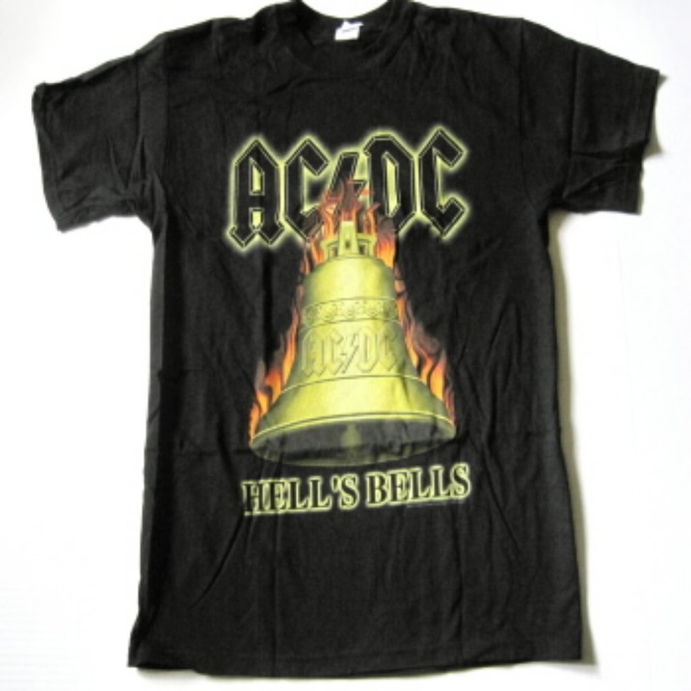 AC/DC Hells Bells Rock T-shirt (L)